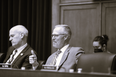 Congressman Huffman giving thumbs up sign